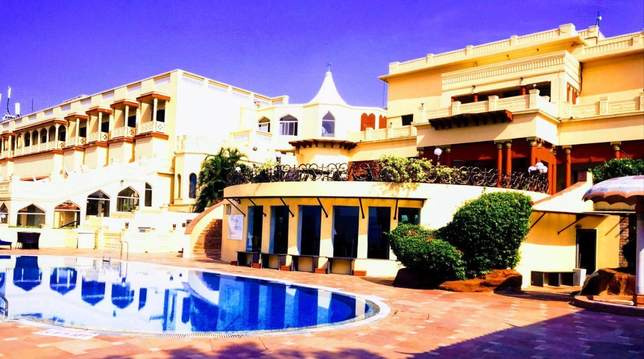 Noor-Us-Sabah Palace Bhopal Extérieur photo