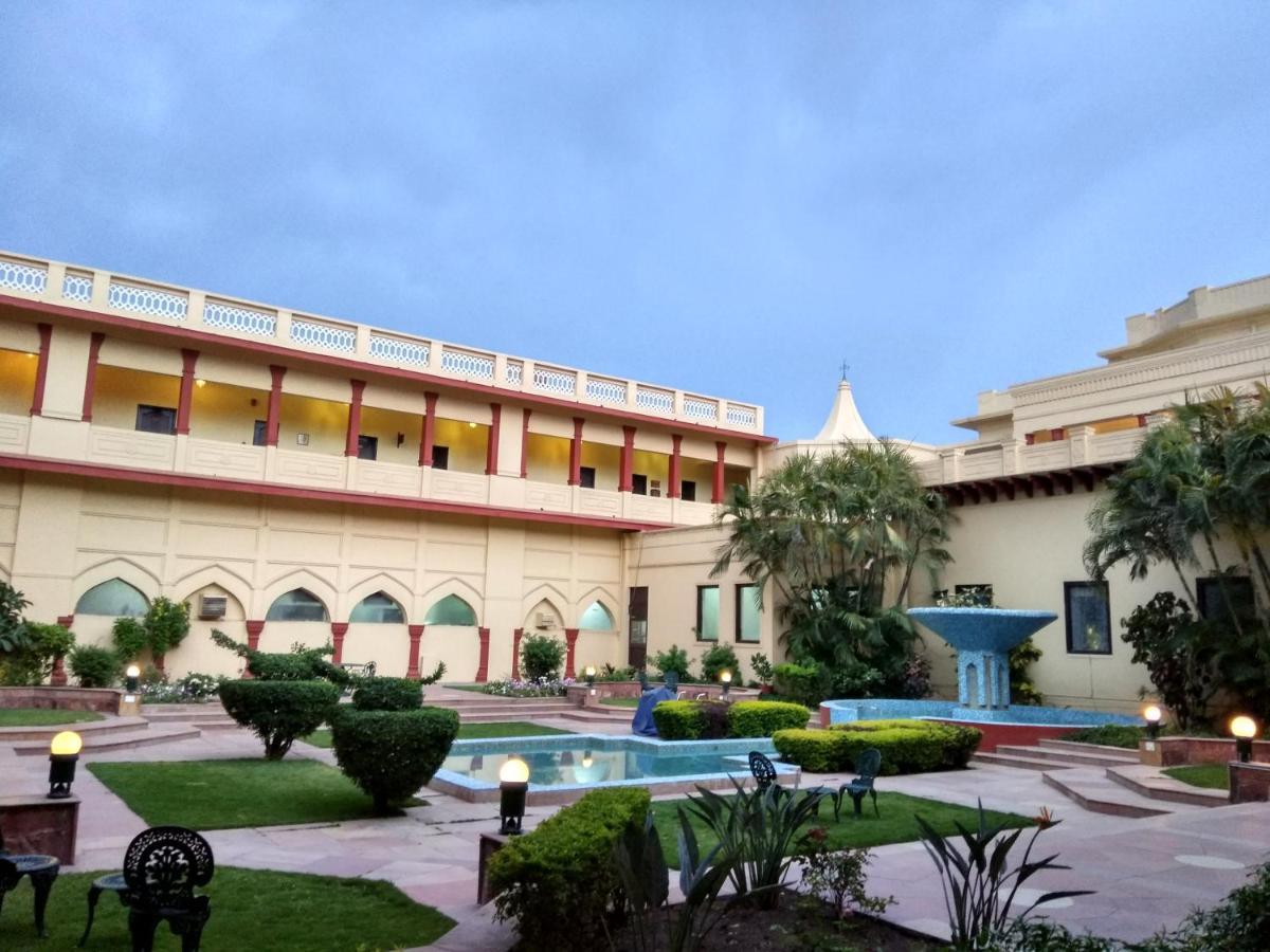 Noor-Us-Sabah Palace Bhopal Extérieur photo